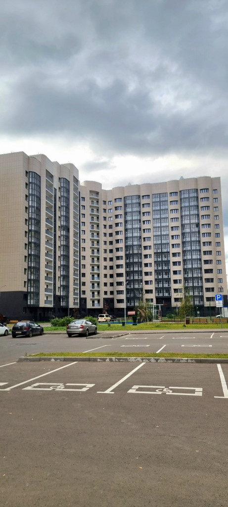 Свободная продажа! В собственности! 

Просторная  однокомнатная квартира в ЖК Марушкино в Новой Москве. 

Без отделки.

Готова к сделке.

Оперативный показ!